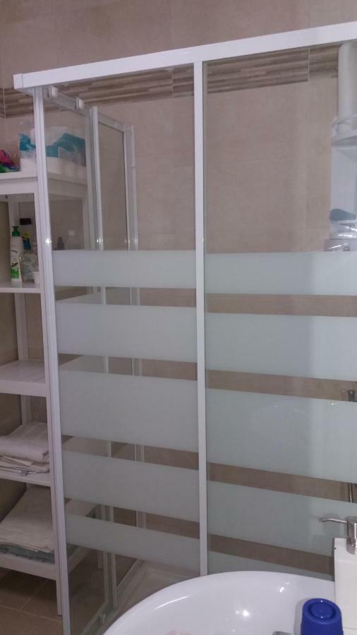 Apartamento Primera línea de playa. Magnífica urbanizacion La Cala Del Moral Exterior foto