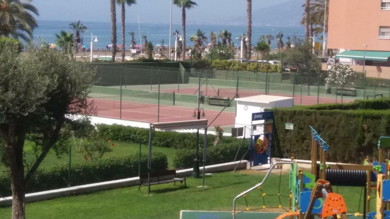 Apartamento Primera línea de playa. Magnífica urbanizacion La Cala Del Moral Exterior foto